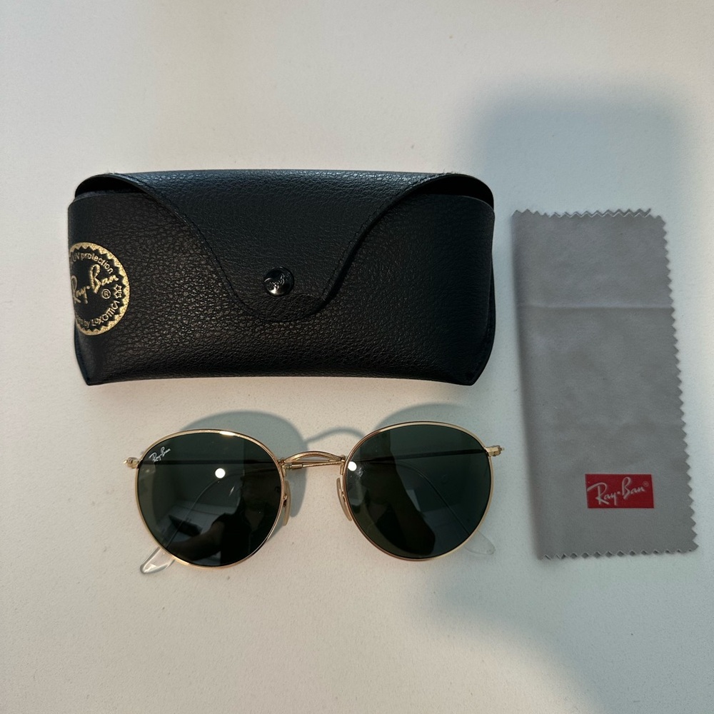 Ray-Ban Round Metal Sunglasses